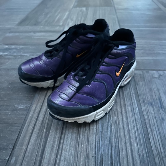 Nike Air Max Plus OG GS 'Voltage Purple' size 1 1/2 slightly used - Picture 1 of 8